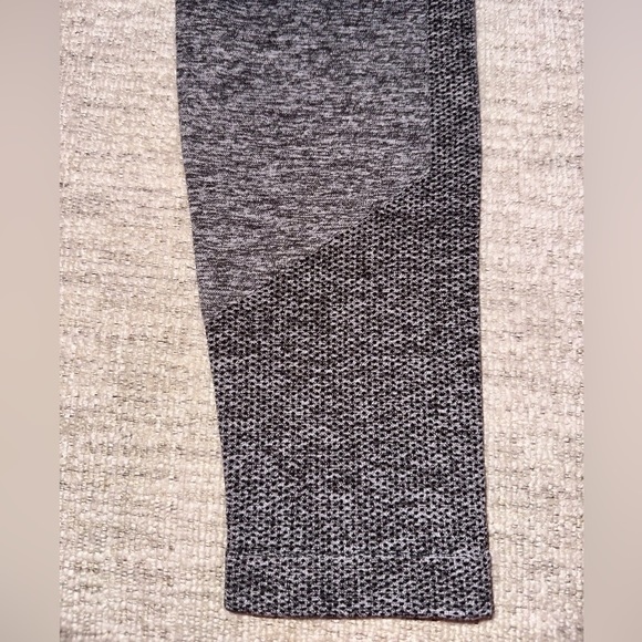 AYBL leggings - Picture 7 of 7